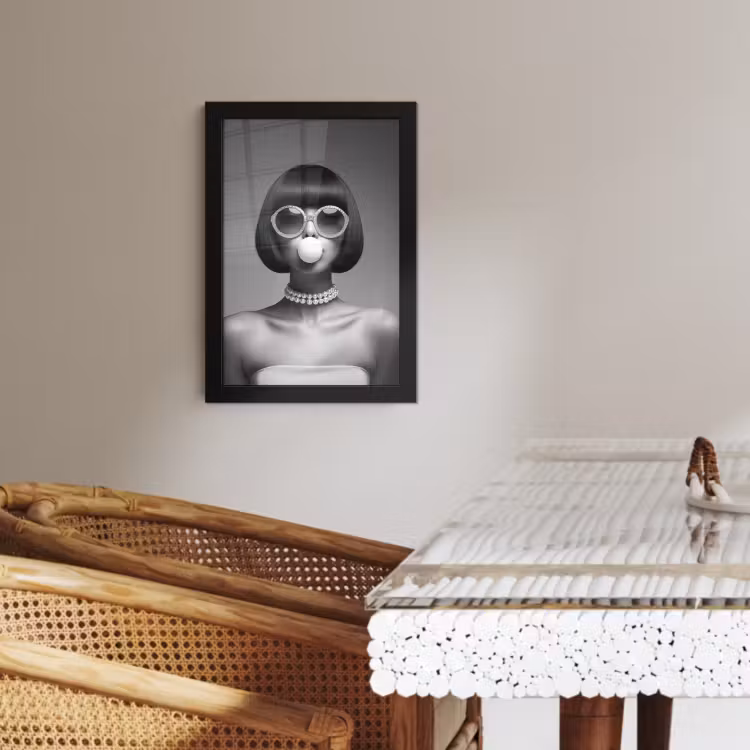KitchenYeah - Cucina - Cornice per foto - Donna - Bianco e nero - Collana - Occhiali da sole — 3