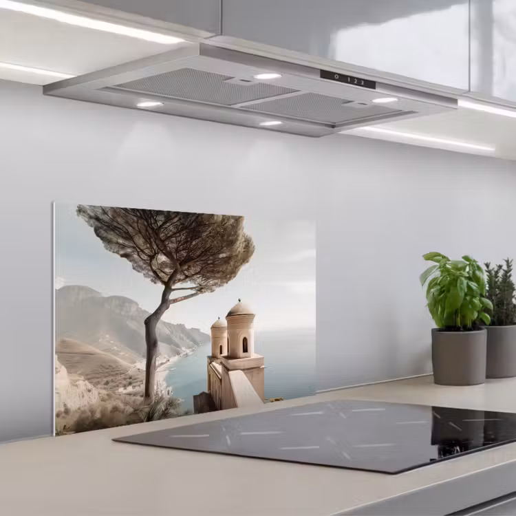 Paraschizzi cucina - Costa - Scogliera - Albero - Edificio — 1