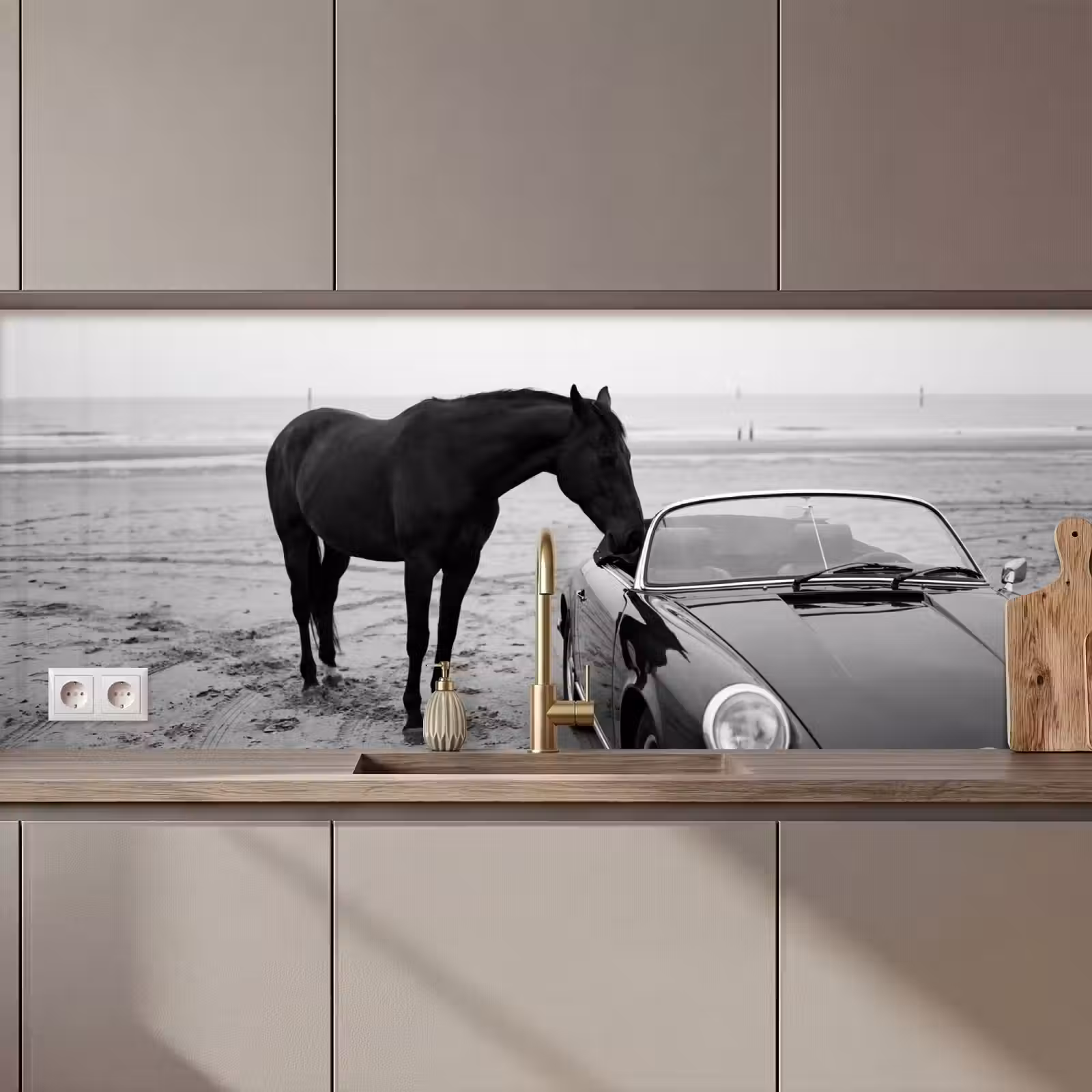 Schienale cucina - Cavallo - Auto - Nero - Bianco — 1