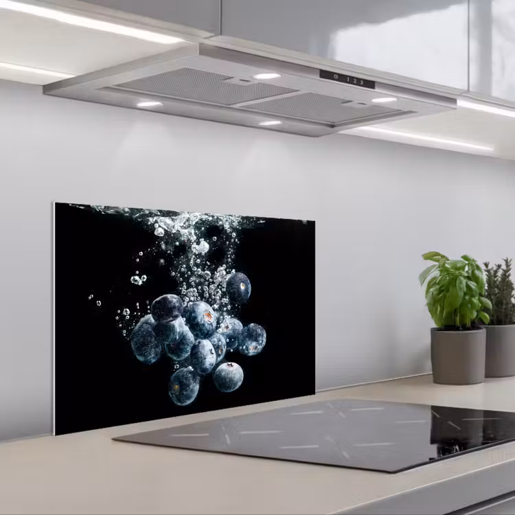 Paraschizzi cucina - Immersione di mirtilli — 1
