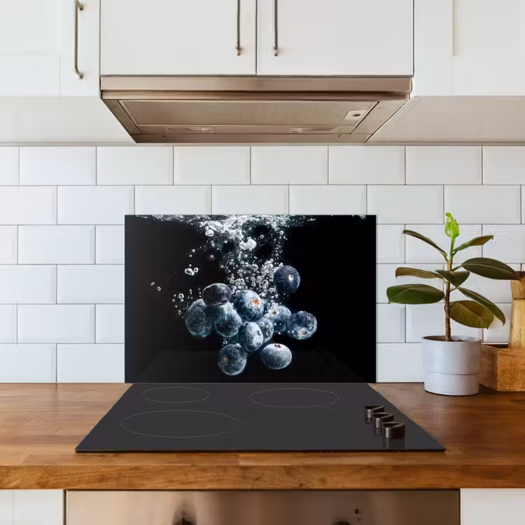 Paraschizzi cucina - Immersione di mirtilli — 3