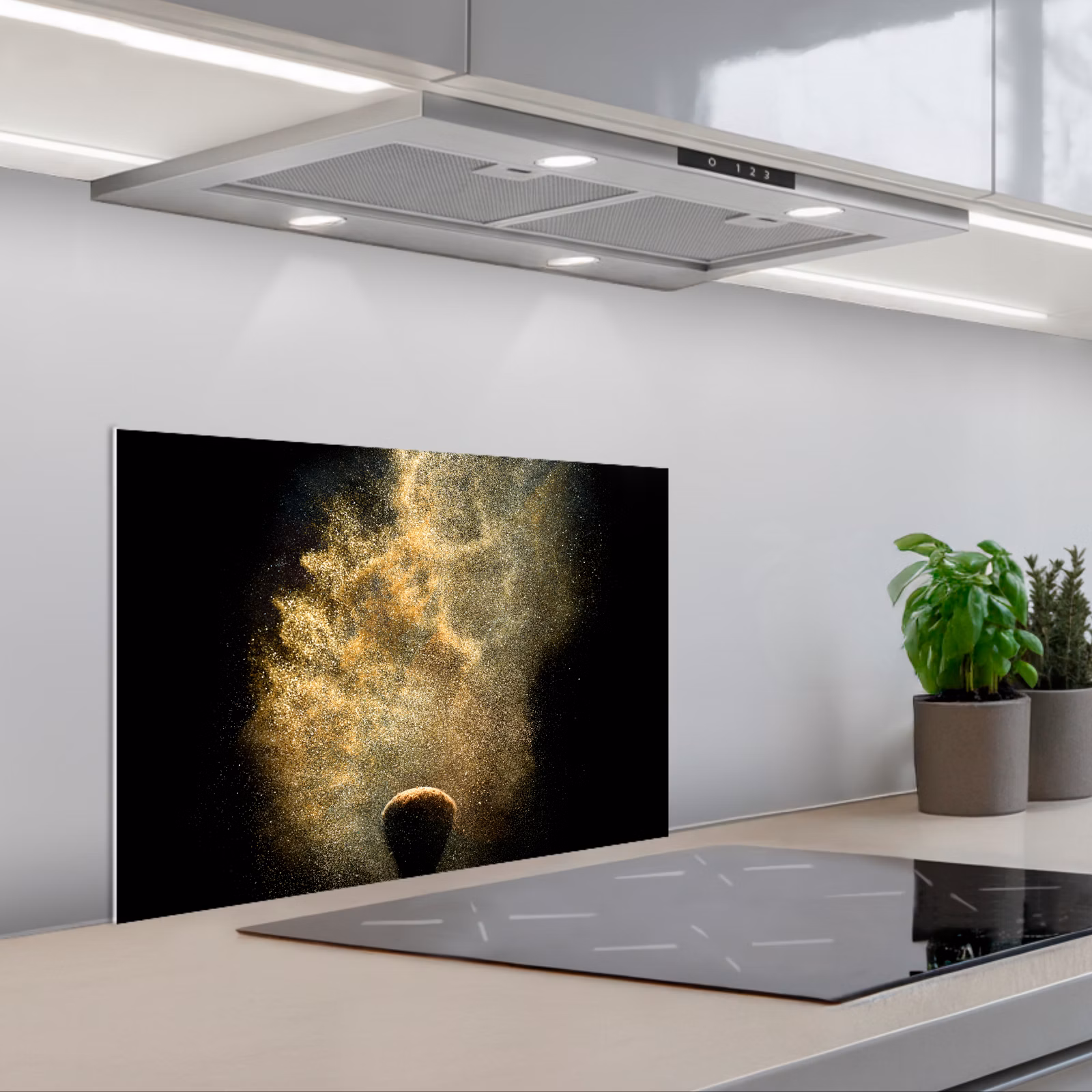 Paraschizzi cucina - Polvere d'oro su sfondo nero — 1