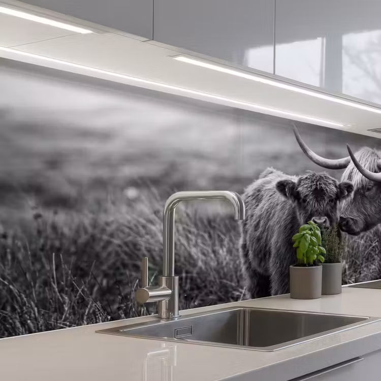 Schienale cucina - Highlander scozzese - Vitello - Nero - Bianco — 2