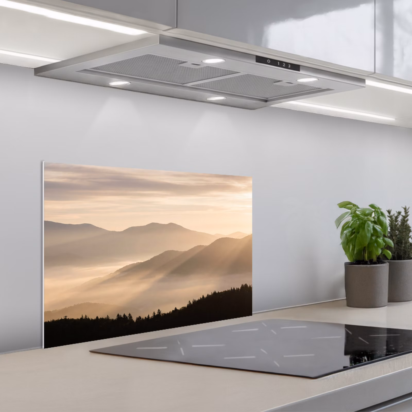 Paraschizzi cucina - Montagne - Nebbia - Raggi di sole — 1