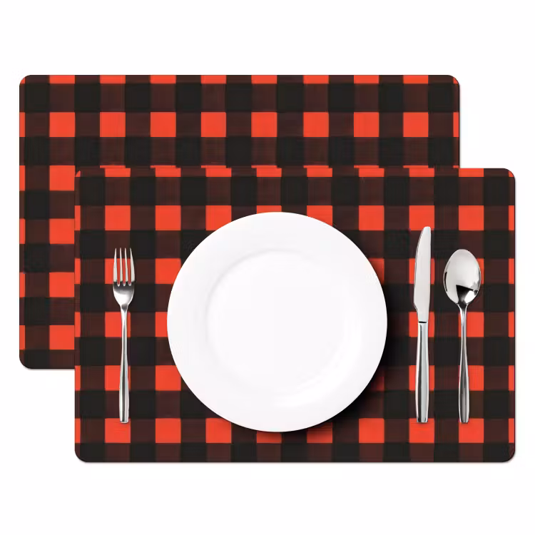 Tovaglietta in vinile - A scacchi - Rosso - Testo - Natale — 2