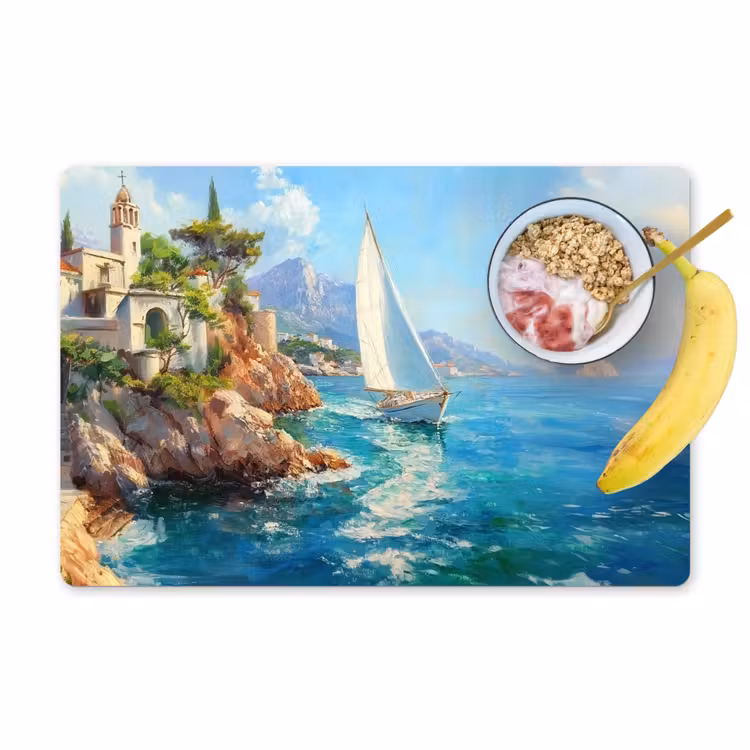 Tovaglietta in vinile - Barca a vela - Rocce - Costa - Case — 1