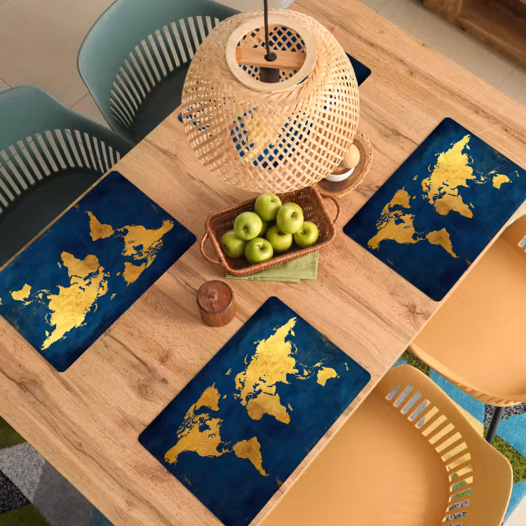 Tovaglietta in vinile - Mappa del mondo - Oro - Blu scuro — 3