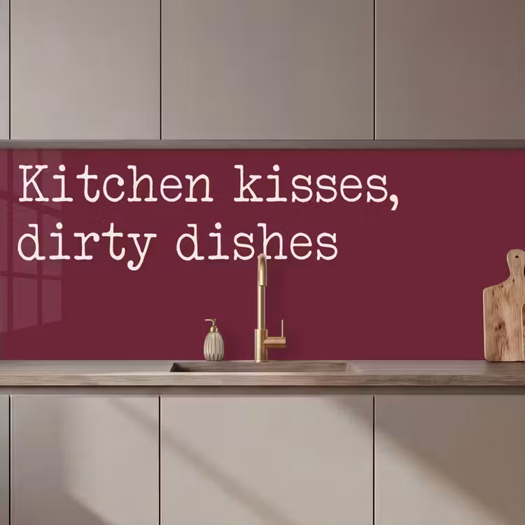 Schienale cucina - Baci in cucina, piatti sporchi — 1