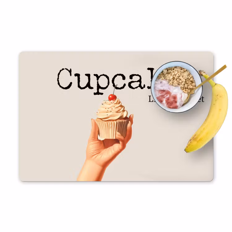 Tovaglietta in vinile - Cupcake - Dolce - Ciliegia — 1