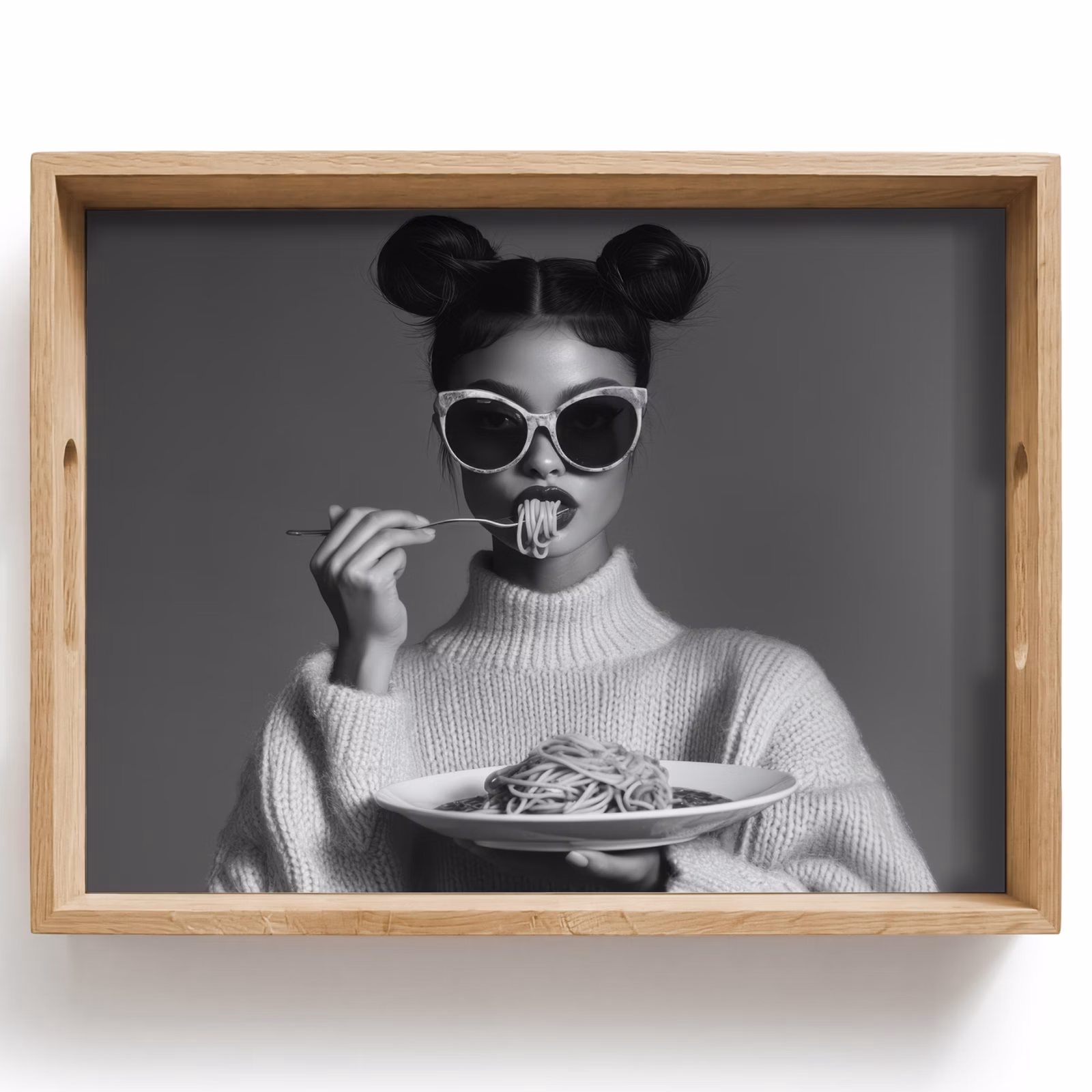 Vassoio - Donna - Pasta - Occhiali da sole — 1